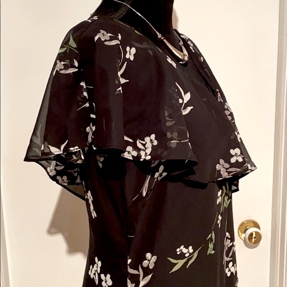 🍒 🆕 Black Floral Chiffon Dress-!!! - Picture 3 of 13